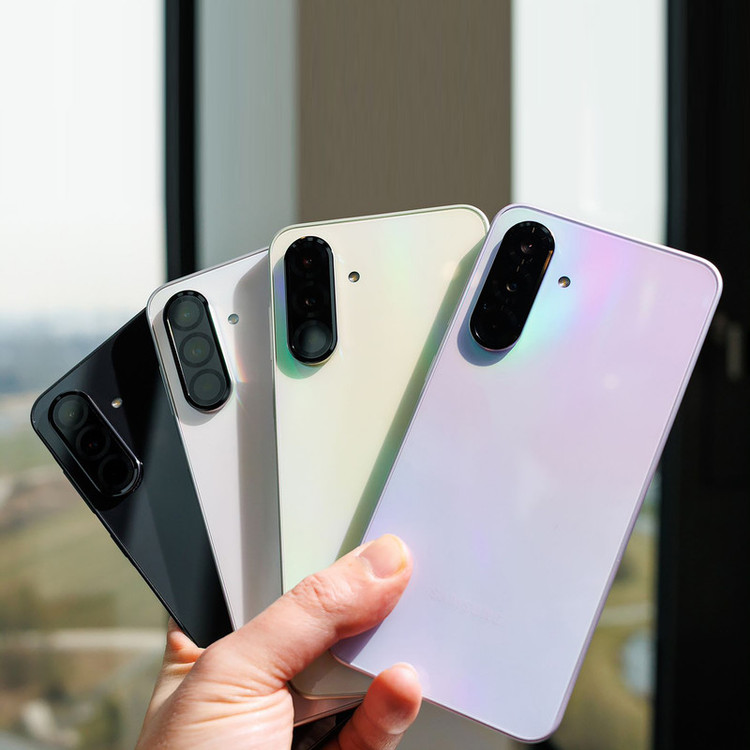 گوشی موبایل سامسونگ مدل Galaxy A36 دو سیم کارت ظرفیت 128 گیگابایت و رم 8 گیگابایت - ویتنام - به همراه شارژر 25 وات سامسونگ