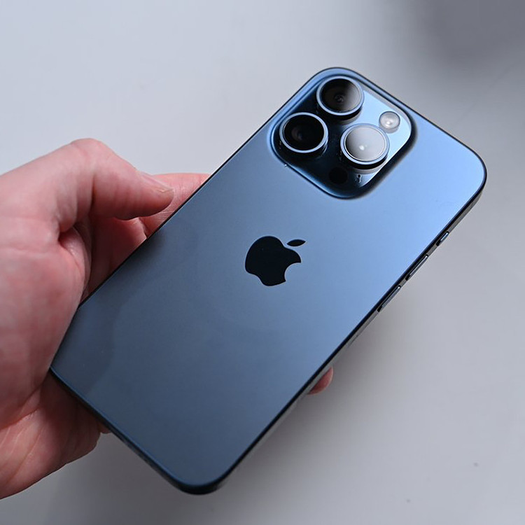 گوشی موبایل اپل مدل iPhone 15 Pro Max CH دو سیم کارت ظرفیت 256 گیگابایت و رم 8 گیگابایت