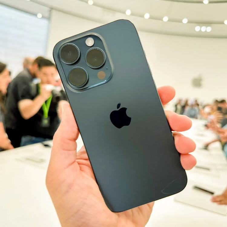 گوشی موبایل اپل مدل iPhone 15 Pro تک سیم کارت ظرفیت 512 گیگابایت و رم 8 گیگابایت - رجیستر شده
