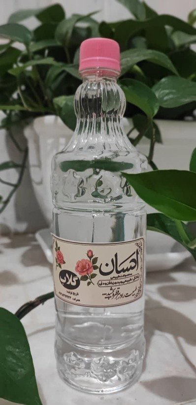 گلاب کاشان عیار 30 ممتاز احسان 1 لیتری